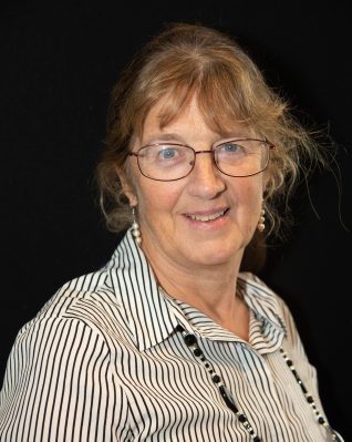 Dr. Ros Hastings